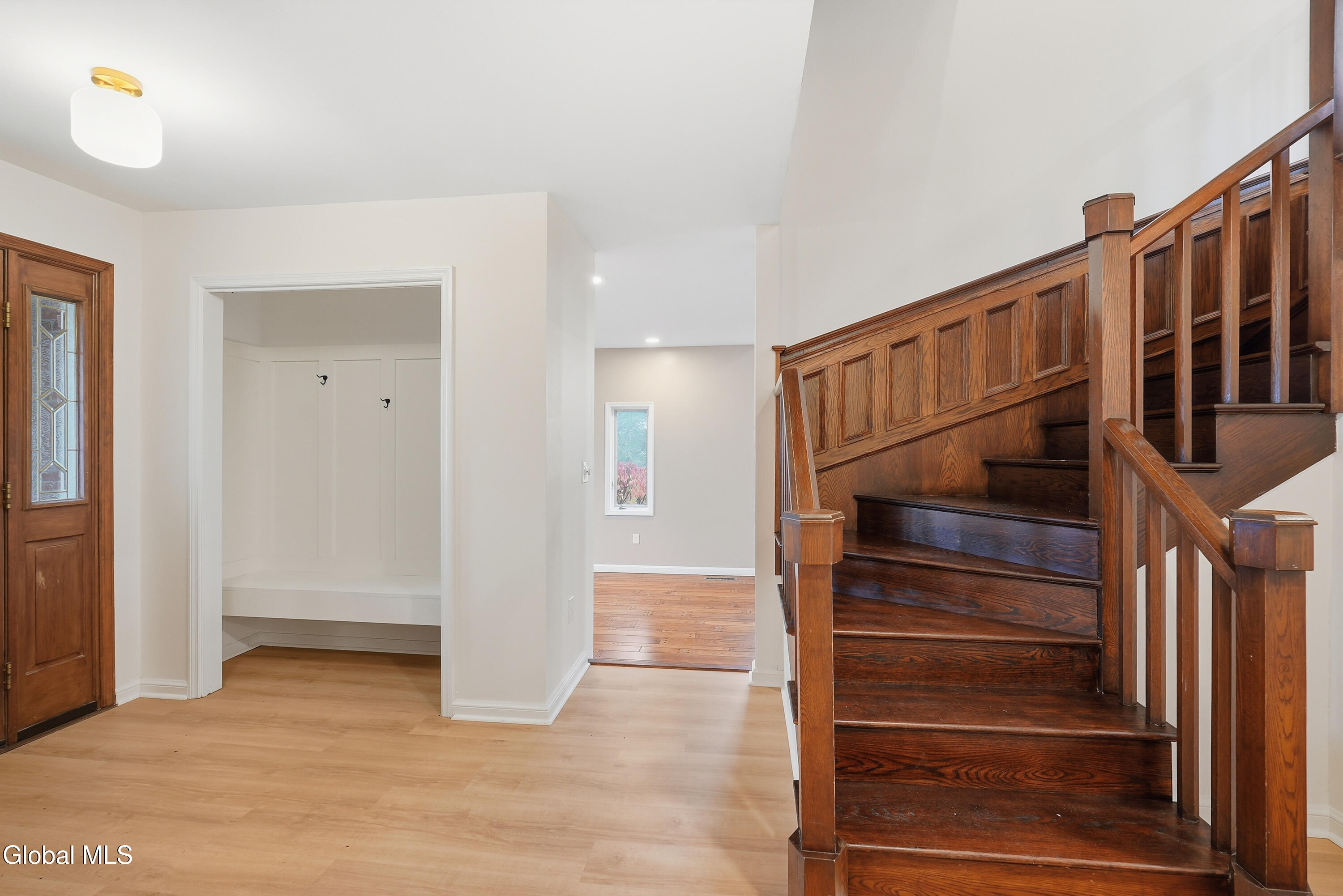 13 Ribbon Candy Lane Troy, NY 12182 - Photo 5 of 55 6