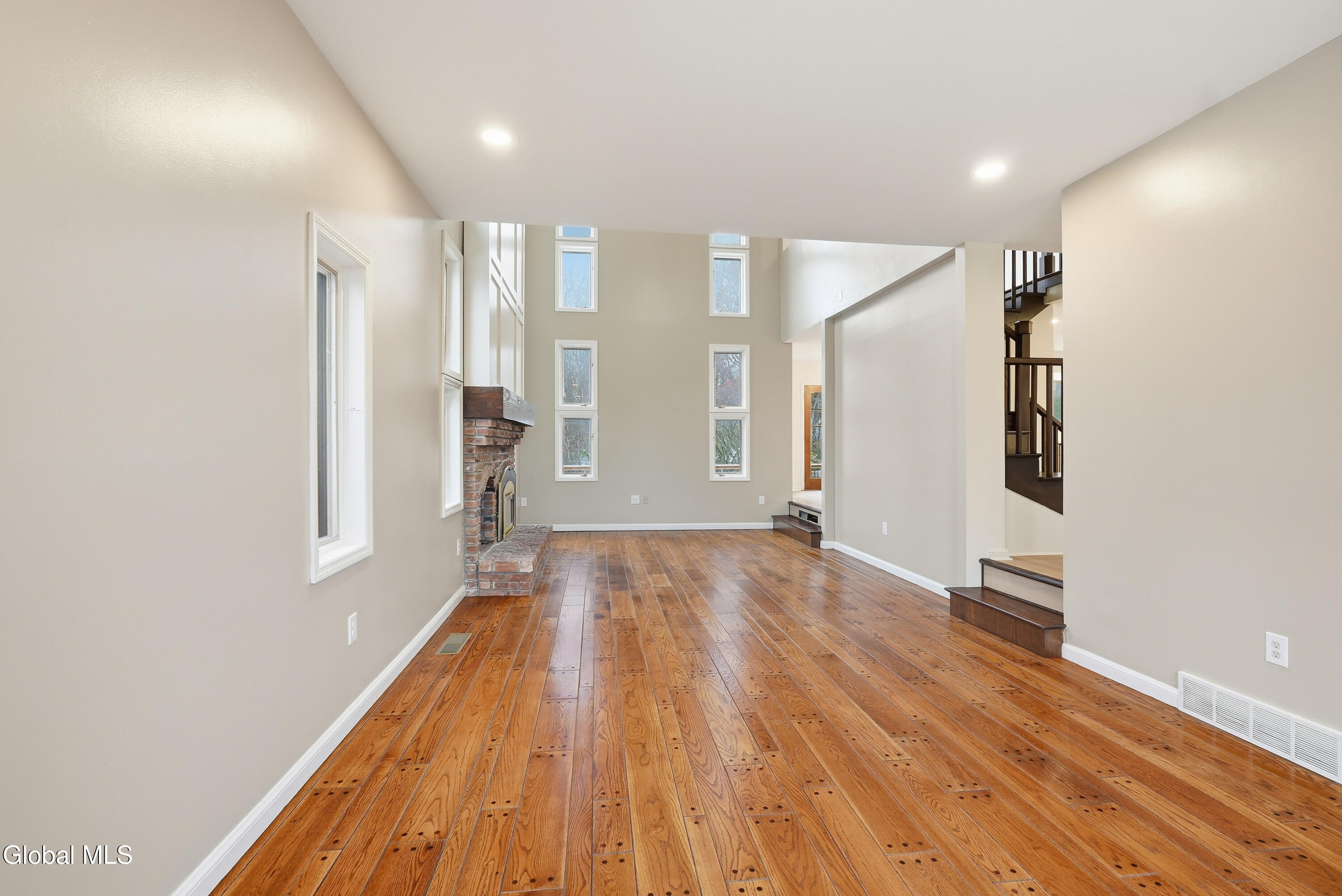 13 Ribbon Candy Lane Troy, NY 12182 - Photo 9 of 55 9