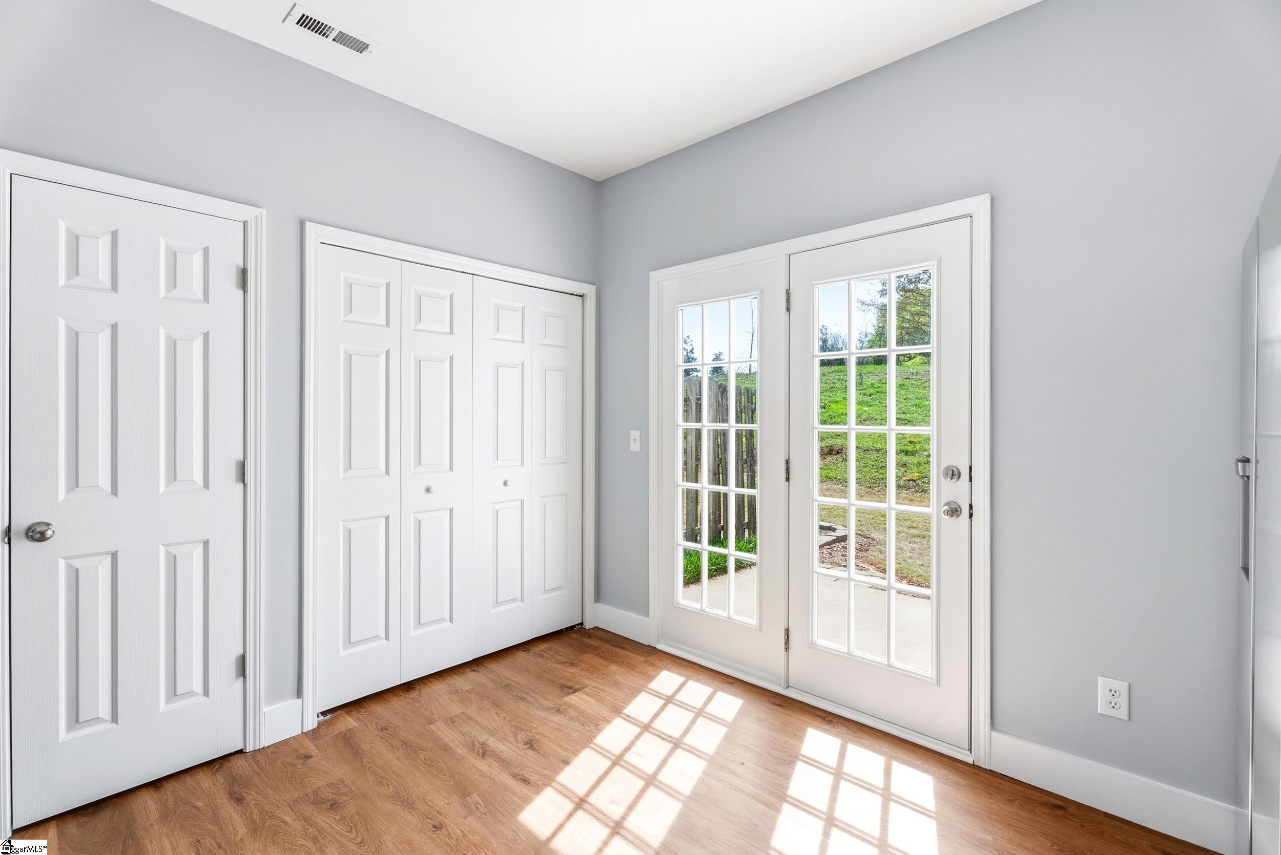 531 Waterbrook Drive Greenville, SC 29607 - Photo 13 of 29