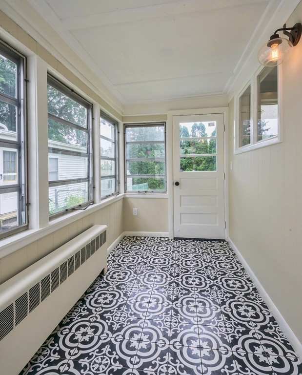 37 Balcomb Street Salem, MA 01970 - Photo 11 of 26 Gallery Image 11