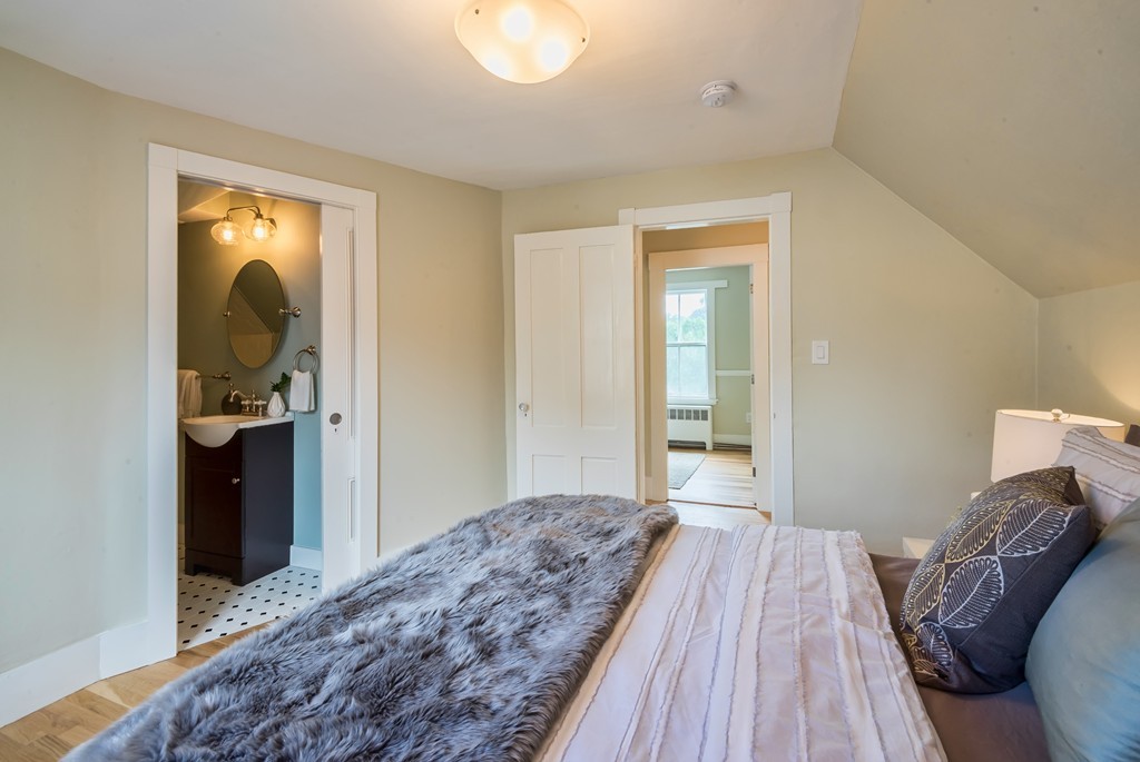 37 Balcomb Street Salem, MA 01970 - Photo 17 of 26 Gallery Image 17