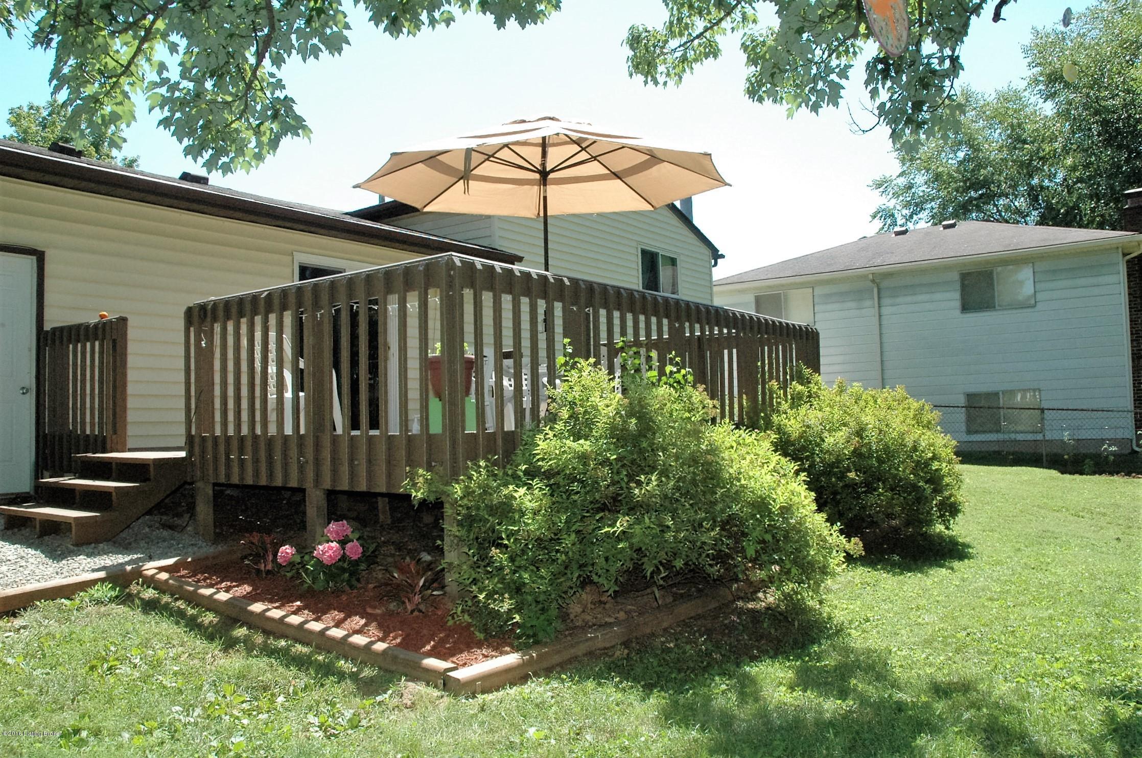 5009 Oldshire Road Louisville, KY 40229 - Photo 17 of 22 DSC_9855