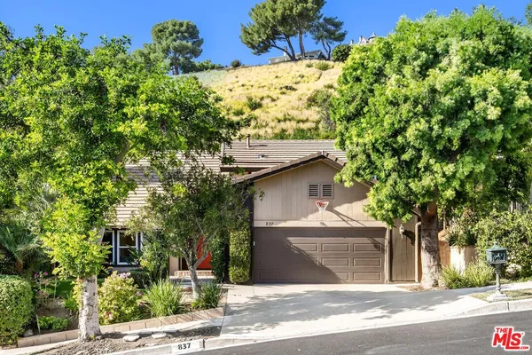 $1,699,000 | 837 Brown Drive, Burbank, CA 91504