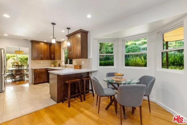 $1,699,000 | 837 Brown Drive, Burbank, CA 91504