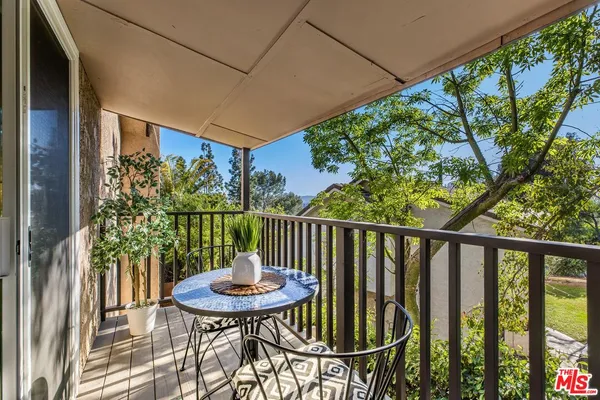 $1,699,000 | 837 Brown Drive, Burbank, CA 91504