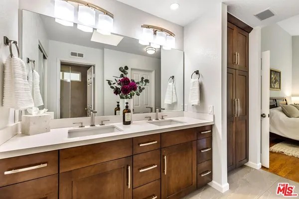 $1,699,000 | 837 Brown Drive, Burbank, CA 91504