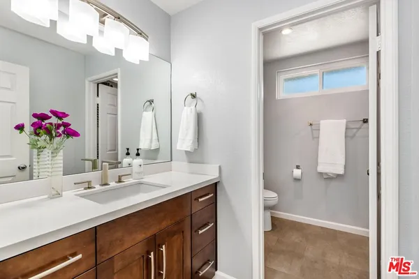 $1,699,000 | 837 Brown Drive, Burbank, CA 91504