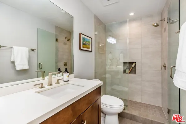 $1,699,000 | 837 Brown Drive, Burbank, CA 91504