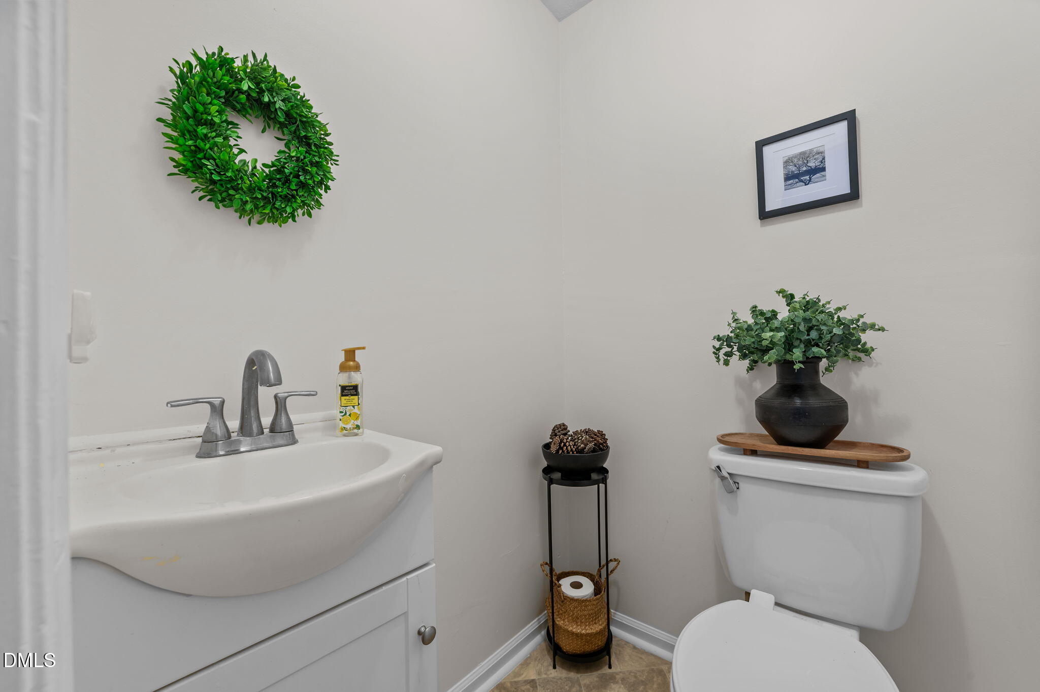 110 Moore Road Greenville, NC 27834 - Photo 13 of 27 26-web-or-mls-LHV_1380