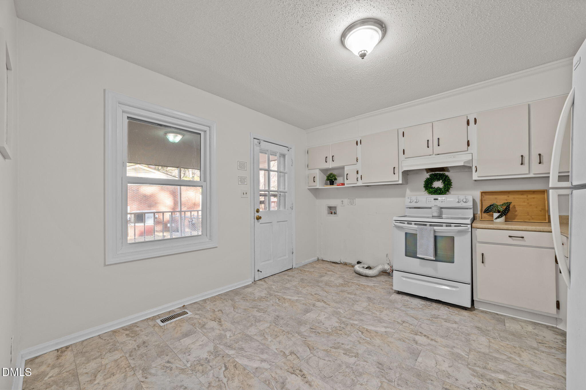 110 Moore Road Greenville, NC 27834 - Photo 25 of 27 17-web-or-mls-LHV_1353