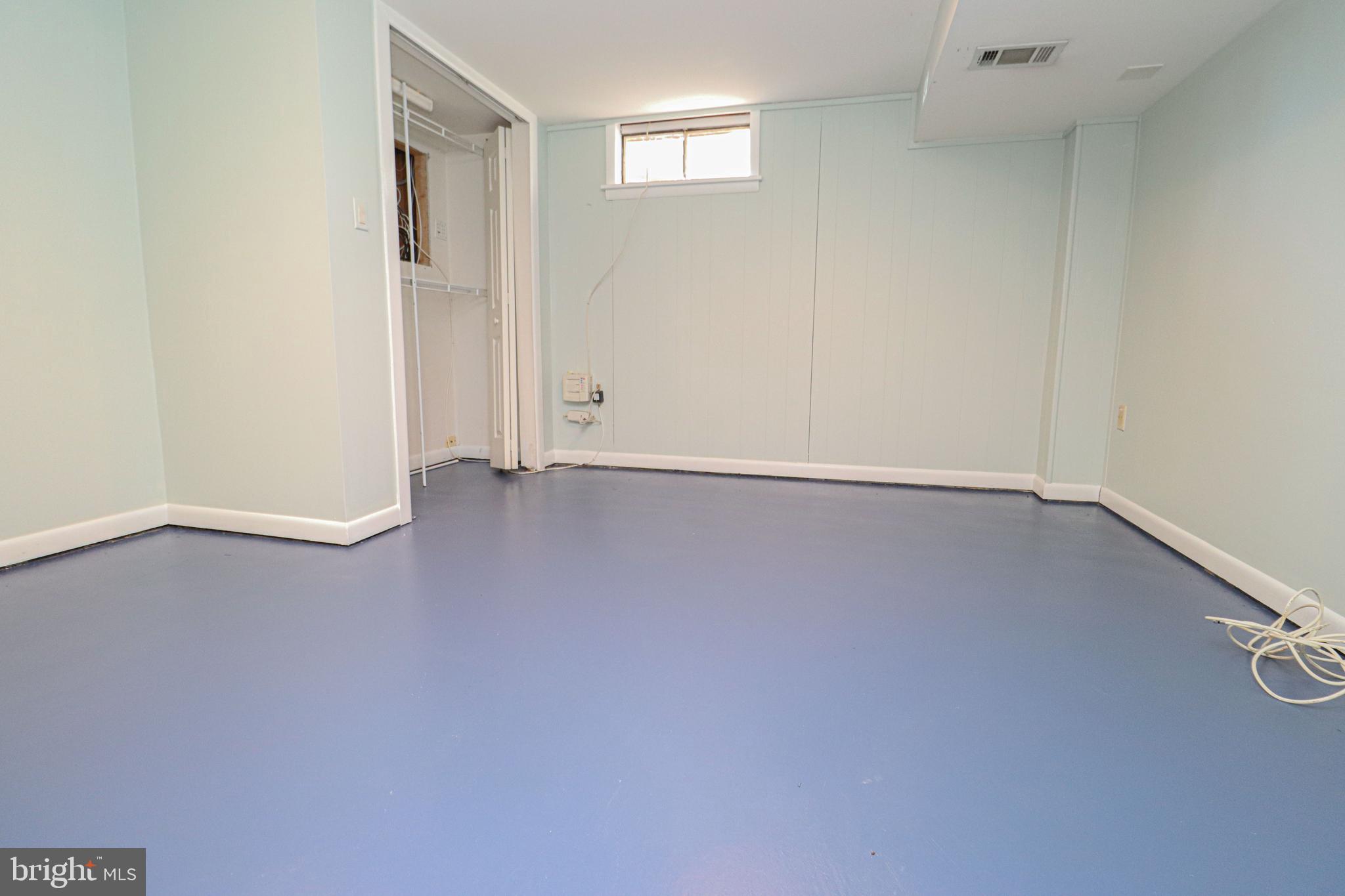 38 Redwood Road Severna Park, MD 21146 - Photo 32 of 41 Finished office in basement.