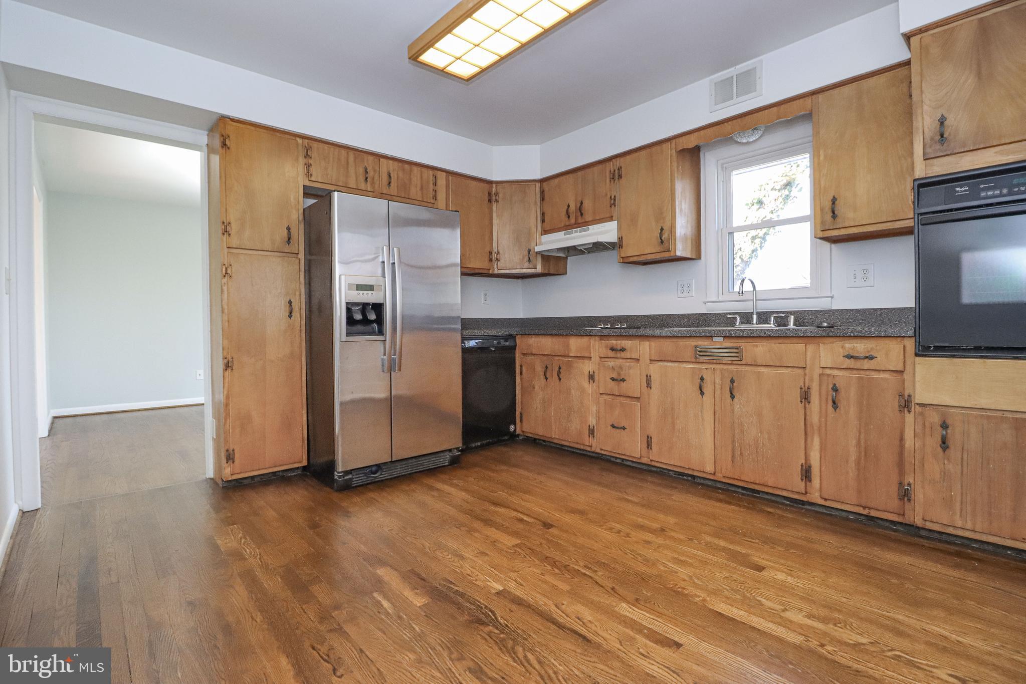 38 Redwood Road Severna Park, MD 21146 - Photo 9 of 41 Gallery Image 9