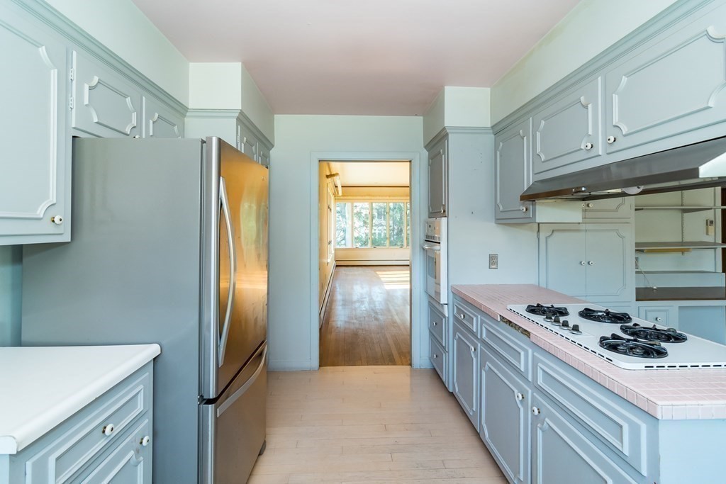 12 Lantern Road Belmont, MA 02478 - Photo 7 of 16