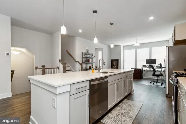 $3,100 | 1595 Meadowlark Glen Road, Dumfries, VA 22026