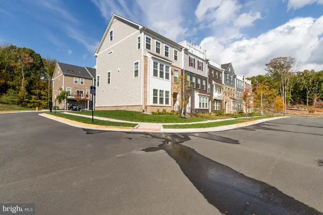 $3,100 | 1595 Meadowlark Glen Road, Dumfries, VA 22026