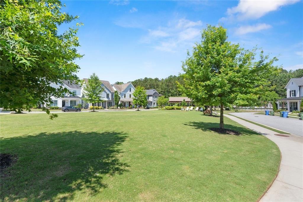 1910 Bay Line Lane Atlanta, GA 30318 - Photo 35 of 39
