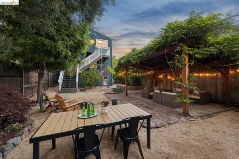 $749,000 | 1357 East 25th Street, Oakland, CA 94606