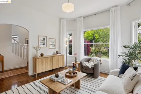 $749,000 | 1357 East 25th Street, Oakland, CA 94606