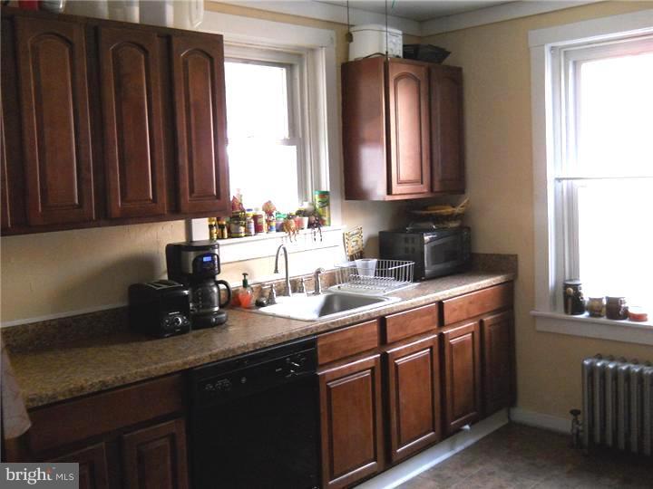 1501 New Holland Road Shillington, PA 19607 - Photo 5 of 8 Kitchen