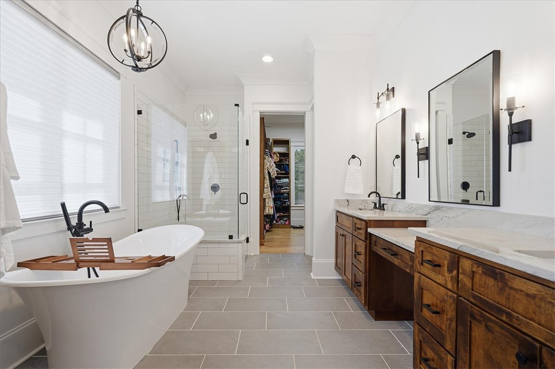 724 Red Hill Road Pickens, SC 29671 - Photo 17 of 50 Primary bathroom -main floor-large soaking tub and walk in shower