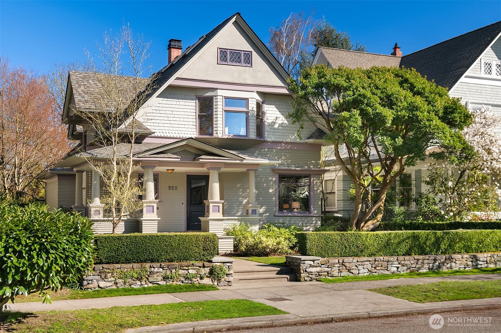 952 16th Avenue East Seattle, WA 98112 - Photo 1 of 24