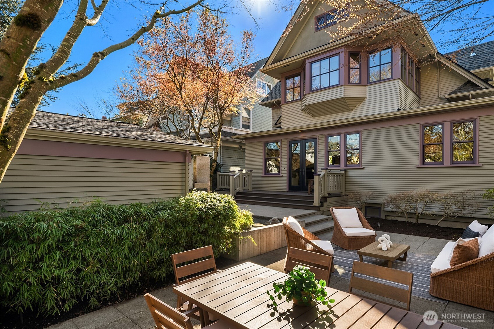 952 16th Avenue East Seattle, WA 98112 - Photo 18 of 24