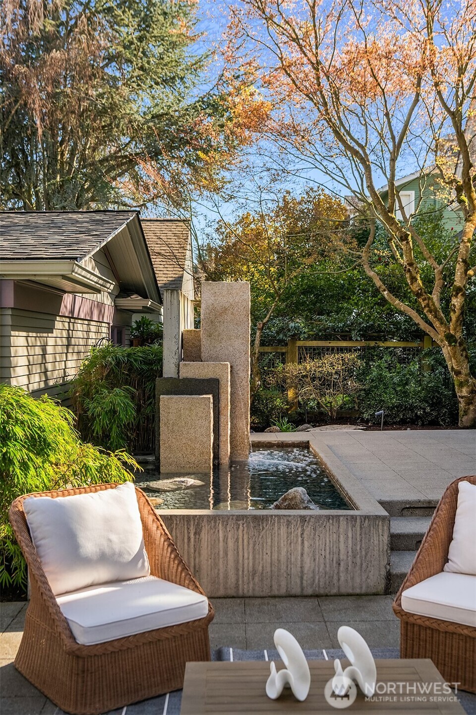 952 16th Avenue East Seattle, WA 98112 - Photo 19 of 24