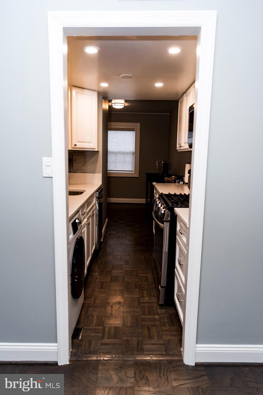 8902 16th Street, Unit 8902 Silver Spring, MD 20910 - Photo 14 of 32