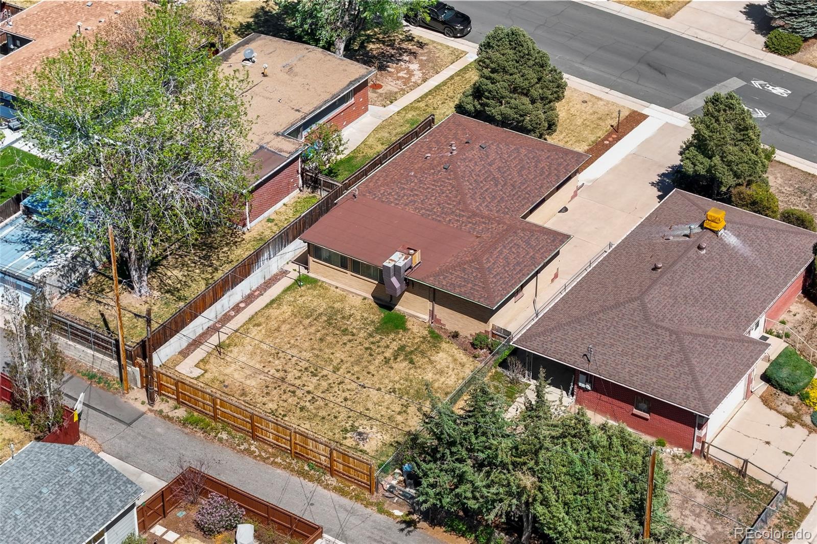 385 South Kearney Street Denver, CO 80224 - Photo 40 of 43 an aerial view of house with yard