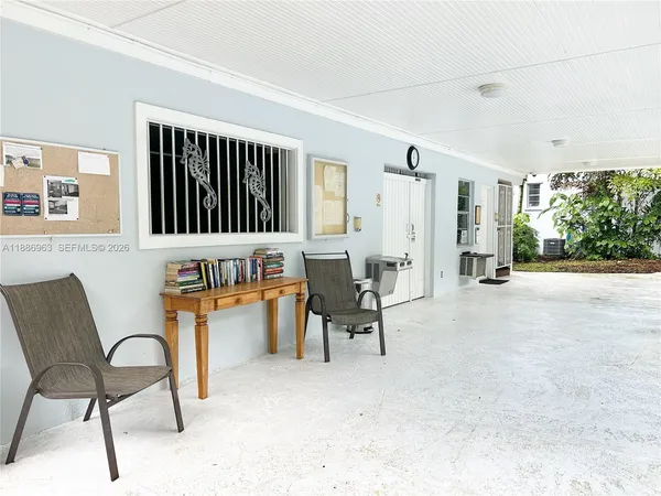 $2,400 | 7865 Southwest 57th Avenue, Unit 47C, Miami, FL 33143