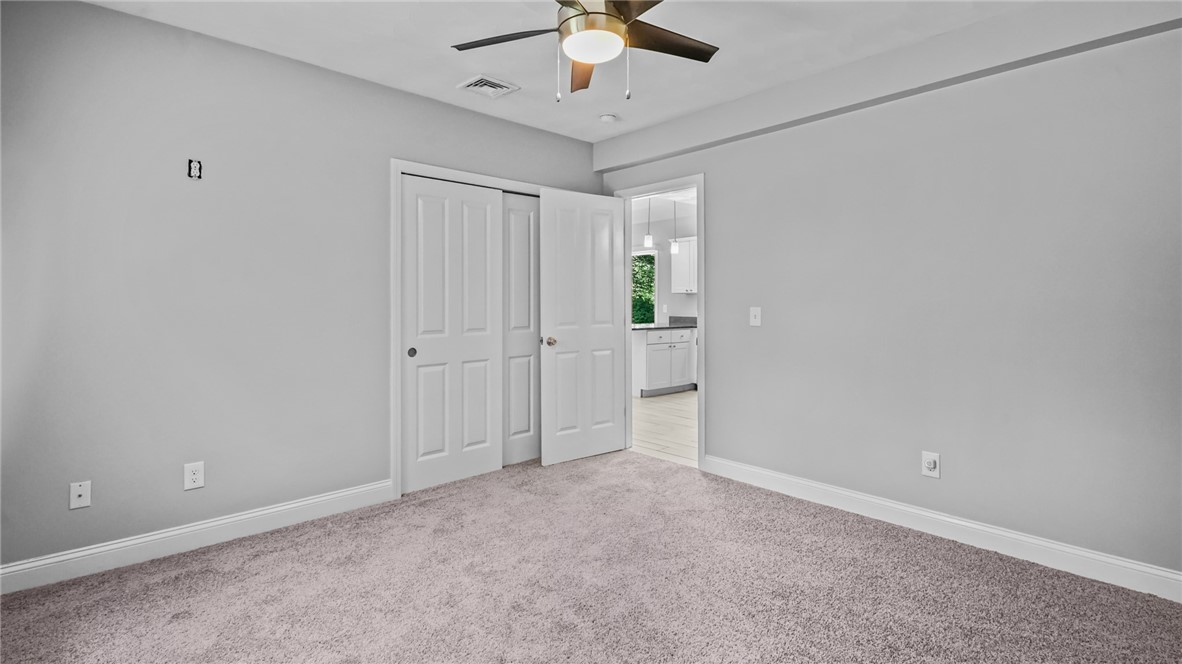 69 Junction Street Warwick, RI 02889 - Photo 11 of 26