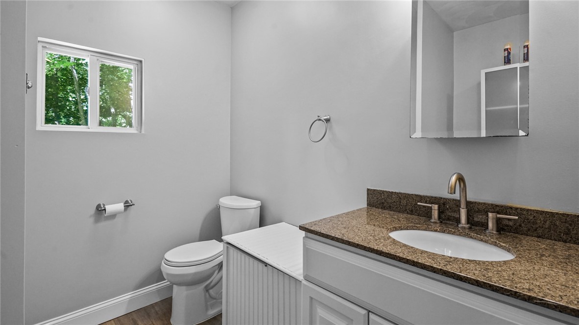 69 Junction Street Warwick, RI 02889 - Photo 13 of 26