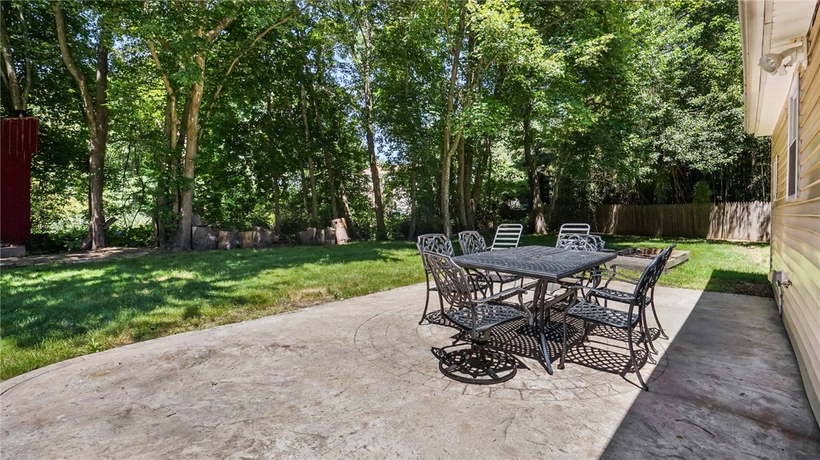 69 Junction Street Warwick, RI 02889 - Photo 19 of 26