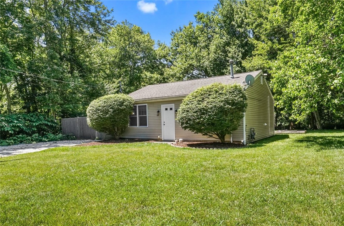 69 Junction Street Warwick, RI 02889 - Photo 22 of 26