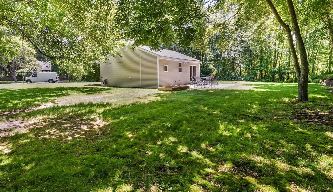 69 Junction Street Warwick, RI 02889 - Photo 23 of 26