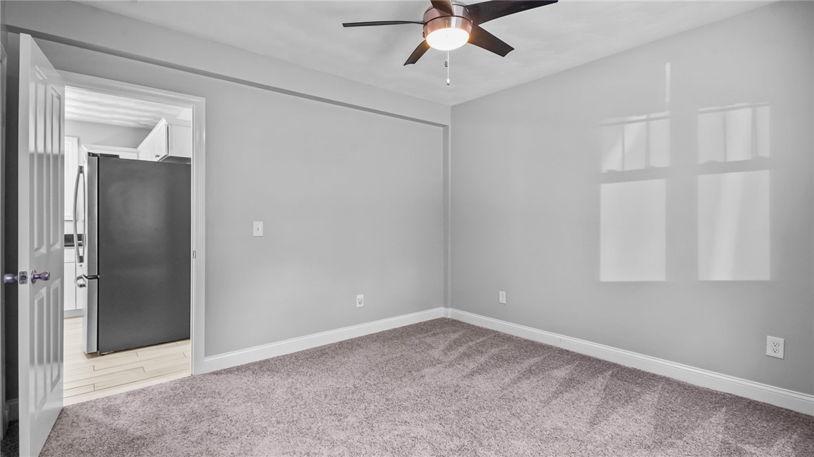 69 Junction Street Warwick, RI 02889 - Photo 9 of 26