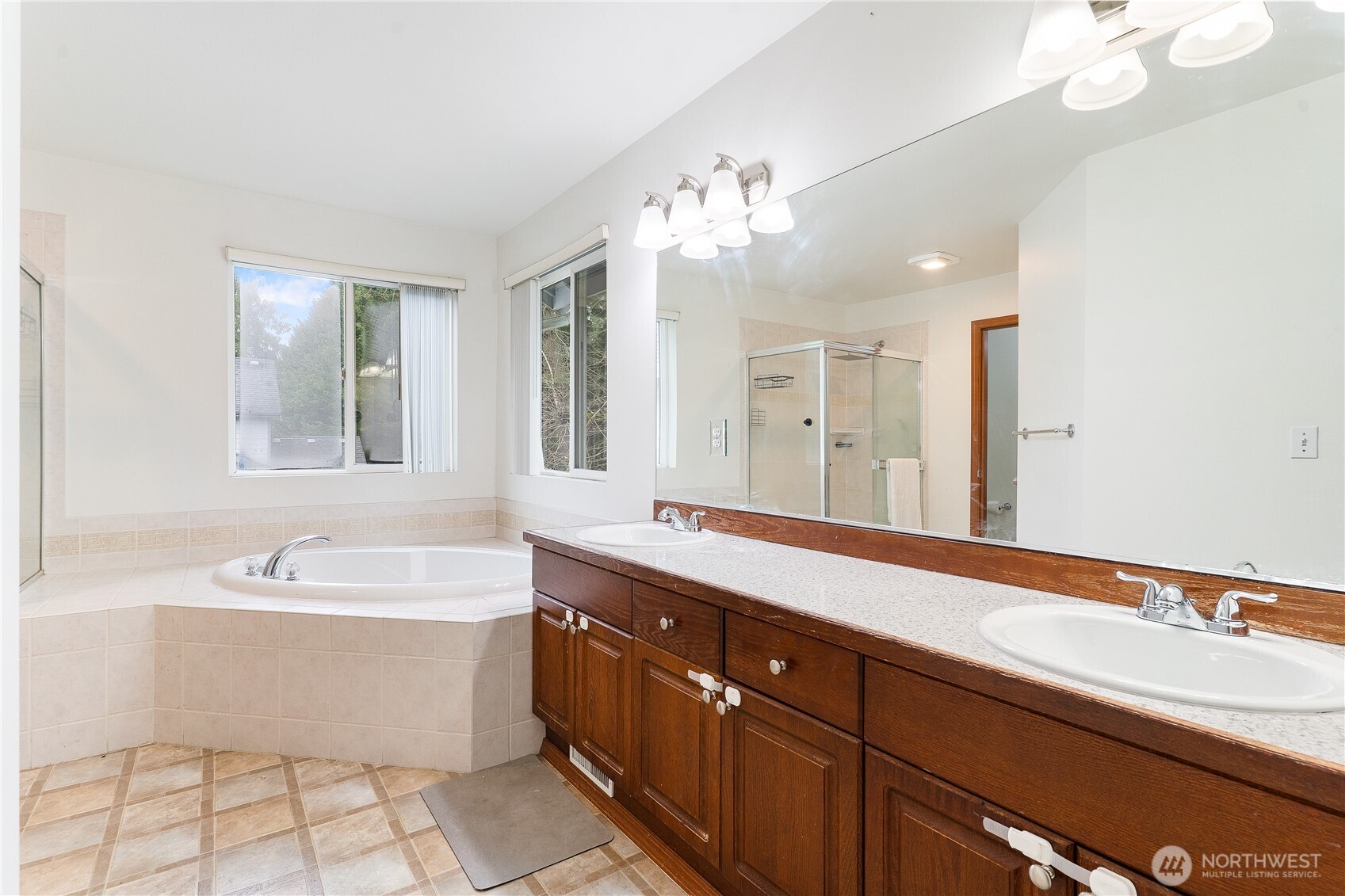 15428 Southeast 252nd Place Covington, WA 98042 - Photo 19 of 35