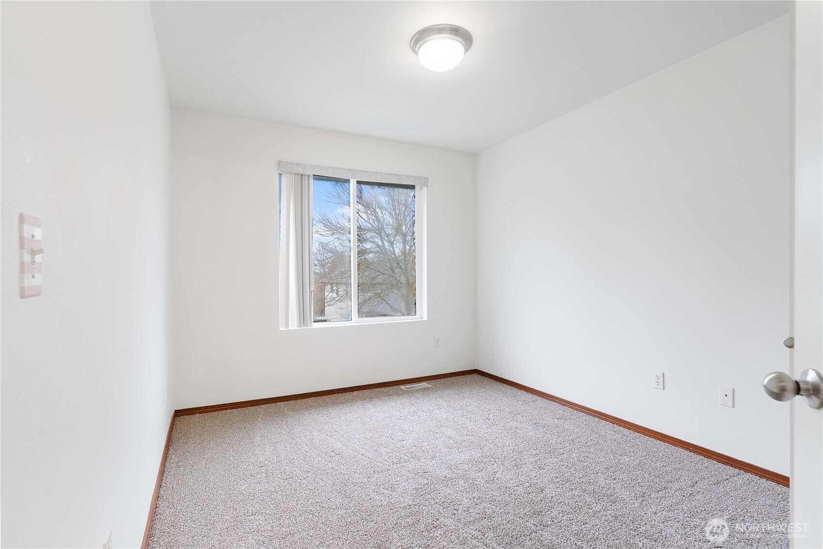 15428 Southeast 252nd Place Covington, WA 98042 - Photo 23 of 35