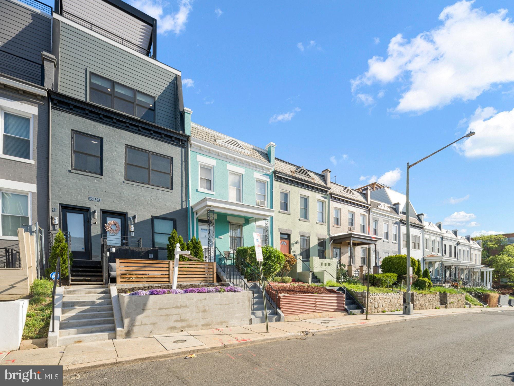 609 Gresham Place Northwest, Unit 2 Washington, DC 20001 - Photo 8 of 35 a view of a building with a street