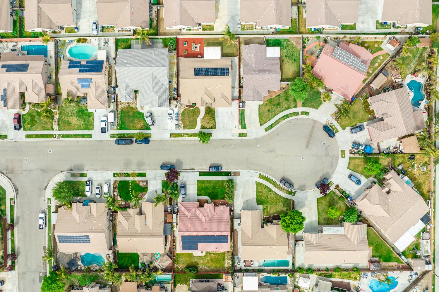 695 Crescent Lane Lemoore, CA 93245 - Photo 44 of 47 an aerial view of houses with outdoor space