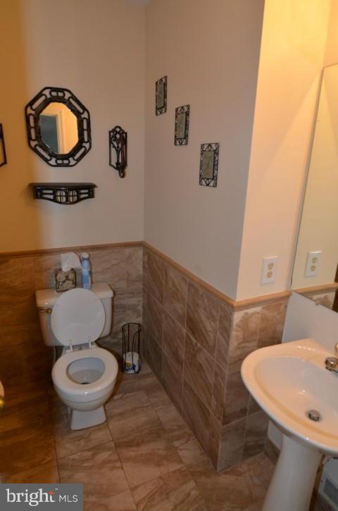 10499 Labrador Loop Manassas, VA 20112 - Photo 5 of 18 Bath