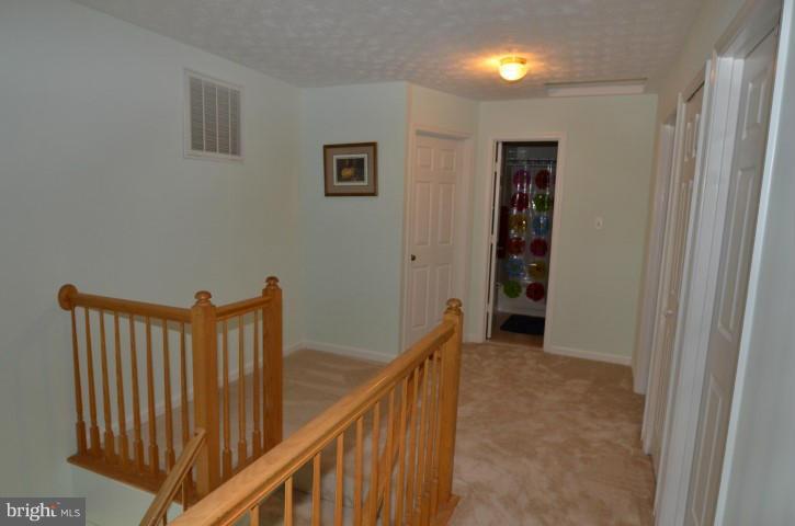 10499 Labrador Loop Manassas, VA 20112 - Photo 8 of 18 Interior (General)