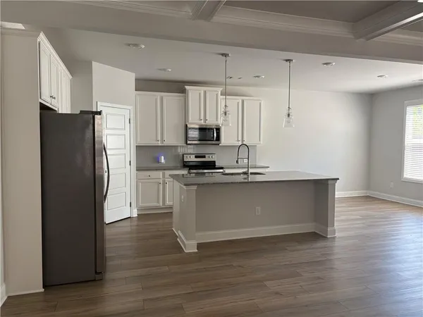 $2,500 | 5200 Fox Den Road, Oakwood, GA 30566