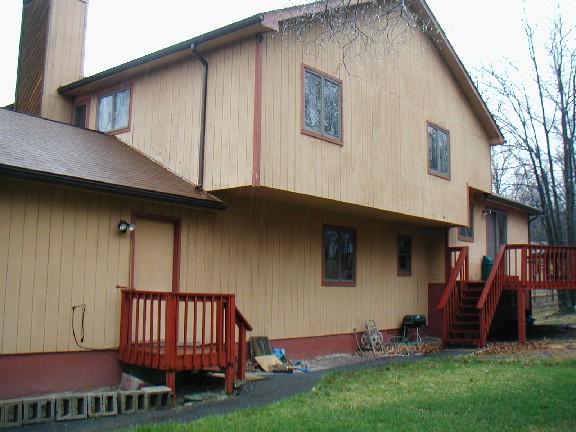 17-sec10 Falls Road Bushkill, PA 18324 - Photo 2 of 8 REAR VIEW