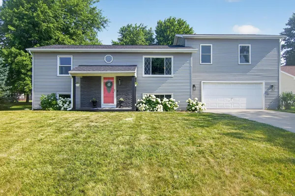 $325,000 | 438 South Street, Blissfield, MI 49228