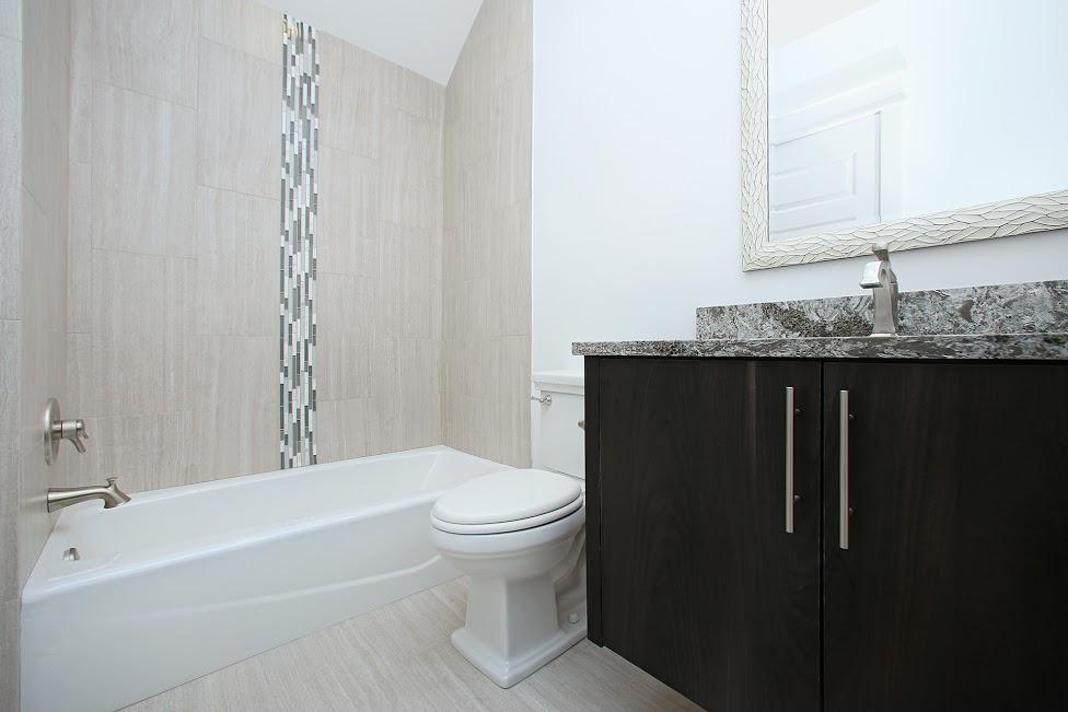 259 Lifeguard Loop East Seacrest, FL 32461 - Photo 15 of 23 Village 2nd Floor Bathroom (2)