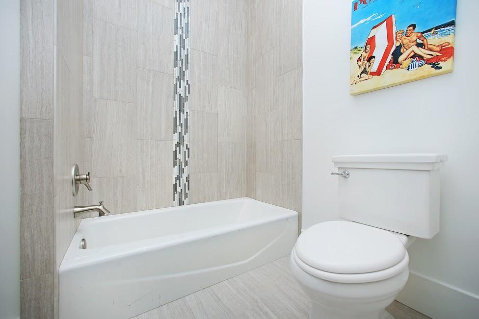 259 Lifeguard Loop East Seacrest, FL 32461 - Photo 10 of 23 Village 1st Floor Bathroom