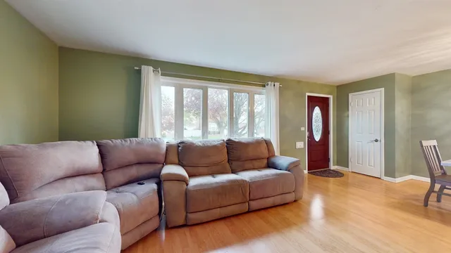 $295,000 | 3703 South 58th Court, Cicero, IL 60804