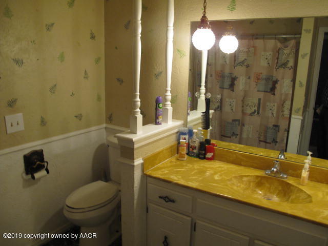 2822 Porter Drive Amarillo, TX 79110 - Photo 3 of 14 IMG_3877