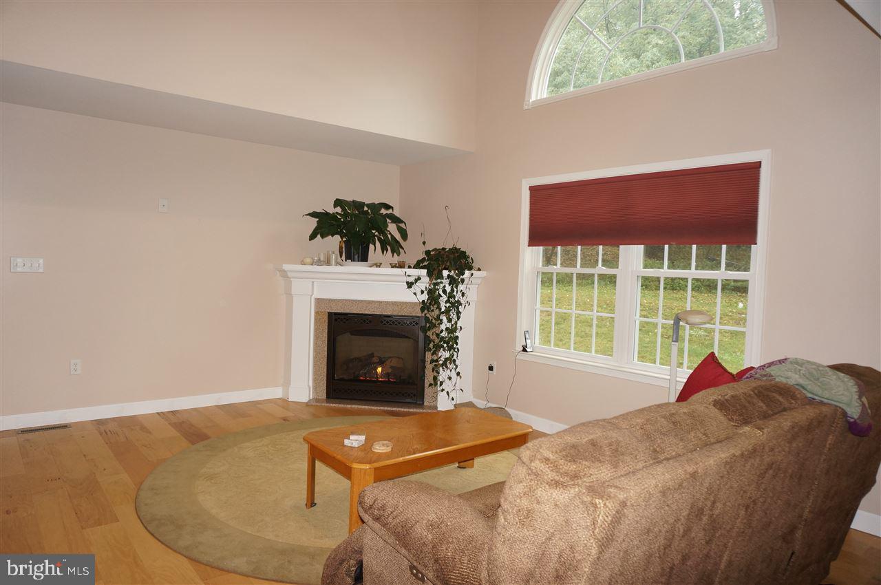 177 Oaklea Road Harrisburg, PA 17110 - Photo 3 of 24 Gallery Image 3